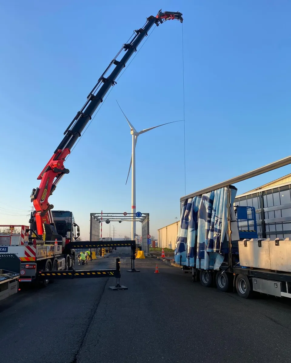 Ineos in de haven van antwerpen