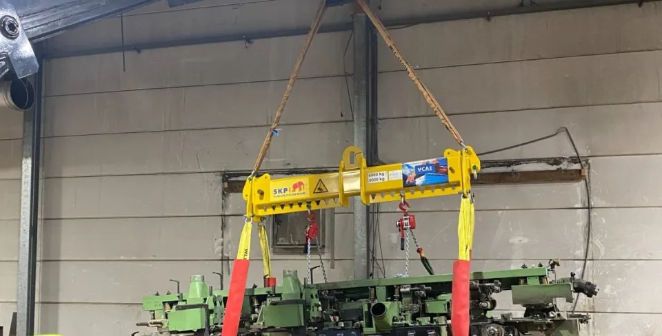 Demontage en plaatsing van 4 face schaafmachine