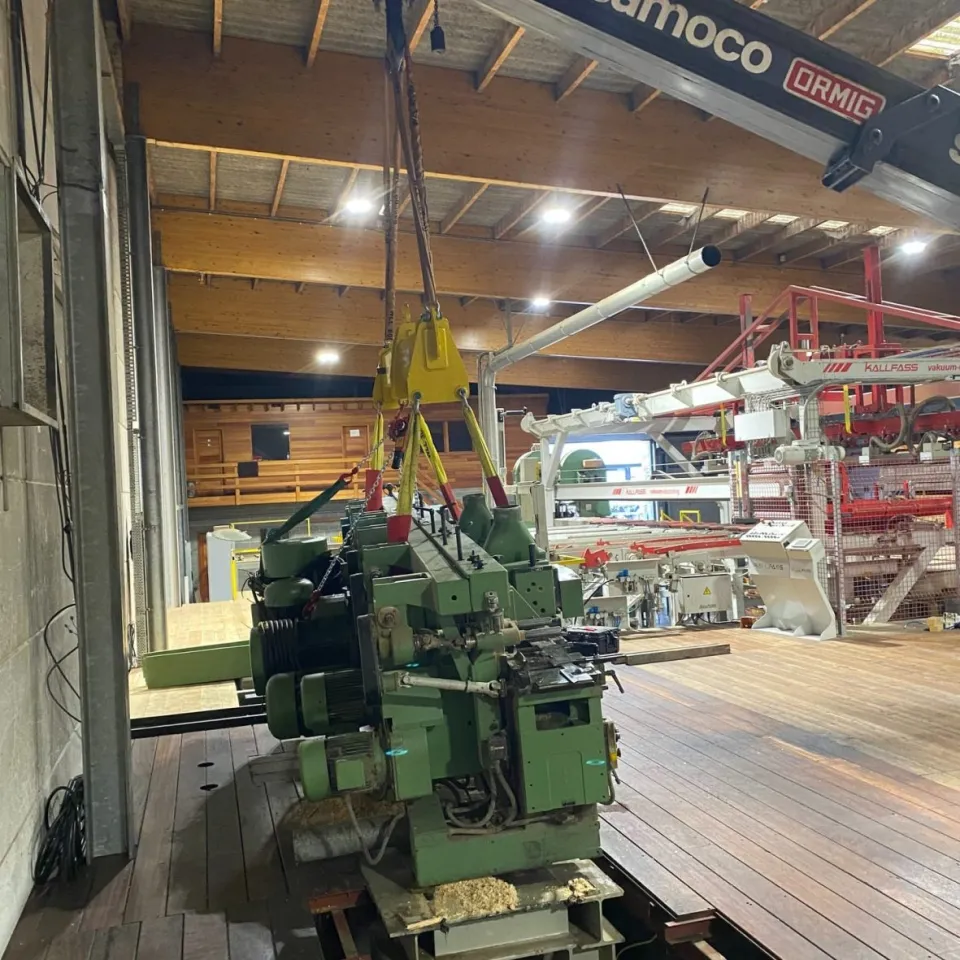 Demontage en plaatsing van 4 face schaafmachine
